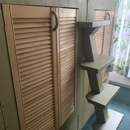 Capsule hotel Gemutliches Kapselzimmer Im Zentrum Von Mit Eigenem Raum, Internet, Licht Und Strom! Gunstigster Preis *